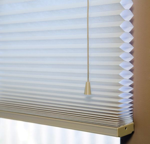 energy saving honeycomb blinds for dubai homes thermal insulation