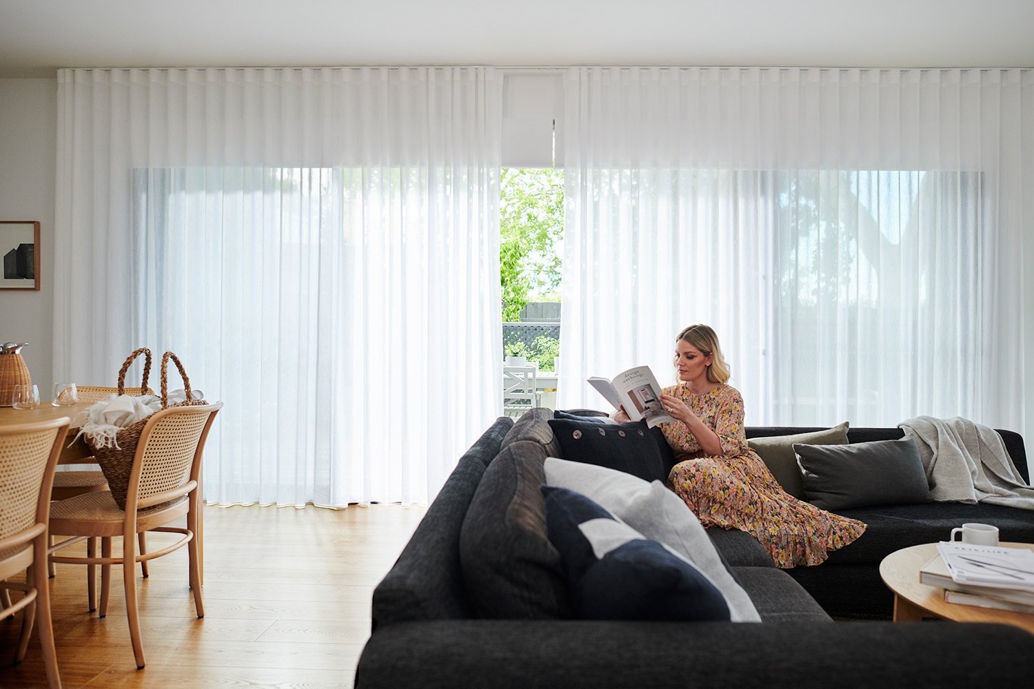sheer-curtain-duba-get-privacy-comfort